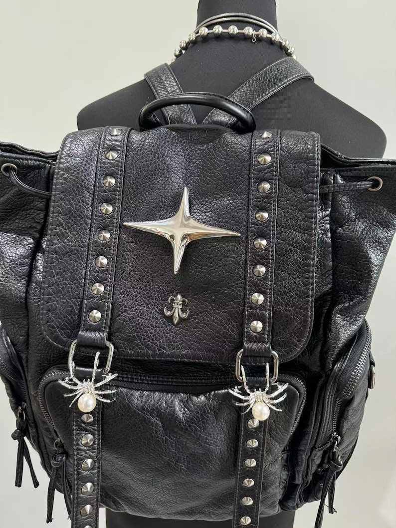 Sac à bandoulière gothique Pun - Leather Backpack Vintage avis et prix